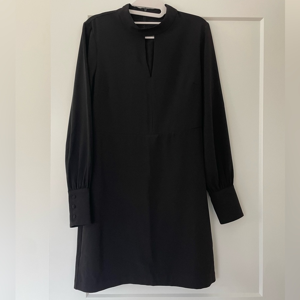 Banana Republic Classic Black Split Neck Long Sleeve Button cuff Dress - size 4